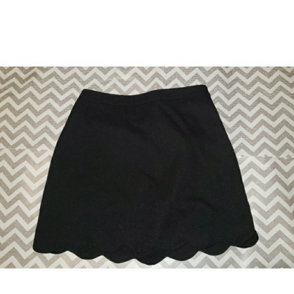 LUSH A-line scalloped skirt